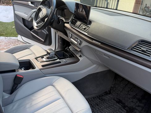 Used 2022 Audi Q5 2.0T Premium Plus image 9
