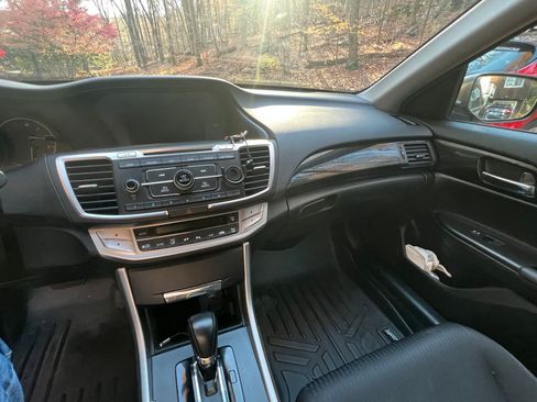 Used 2015 Honda Accord Sport image 12