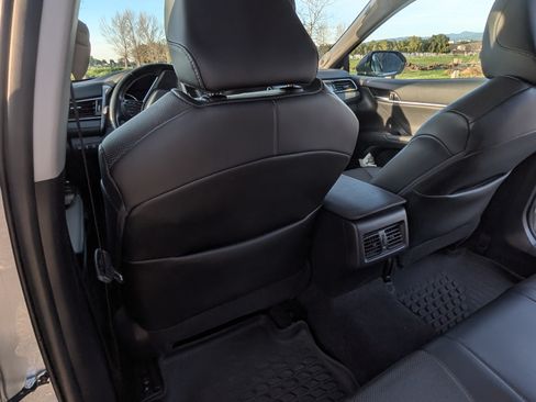 Used 2022 Toyota Camry XSE w/ Navigation Package image 15