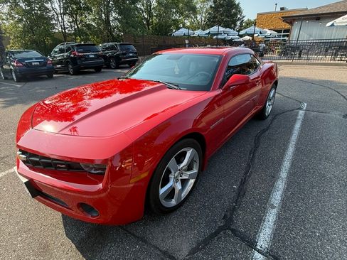 Used 2010 Chevrolet Camaro LT w/ RS Package RWD image 4