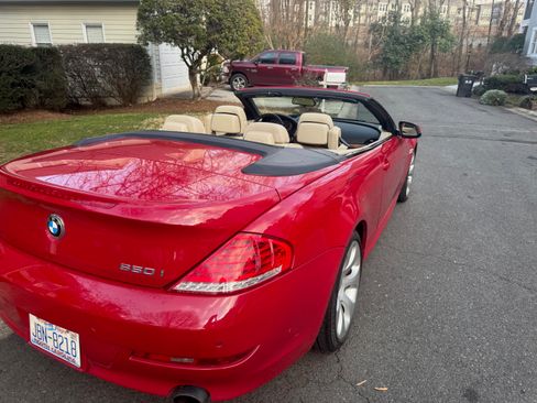 Used 2010 BMW 650i Convertible image 2