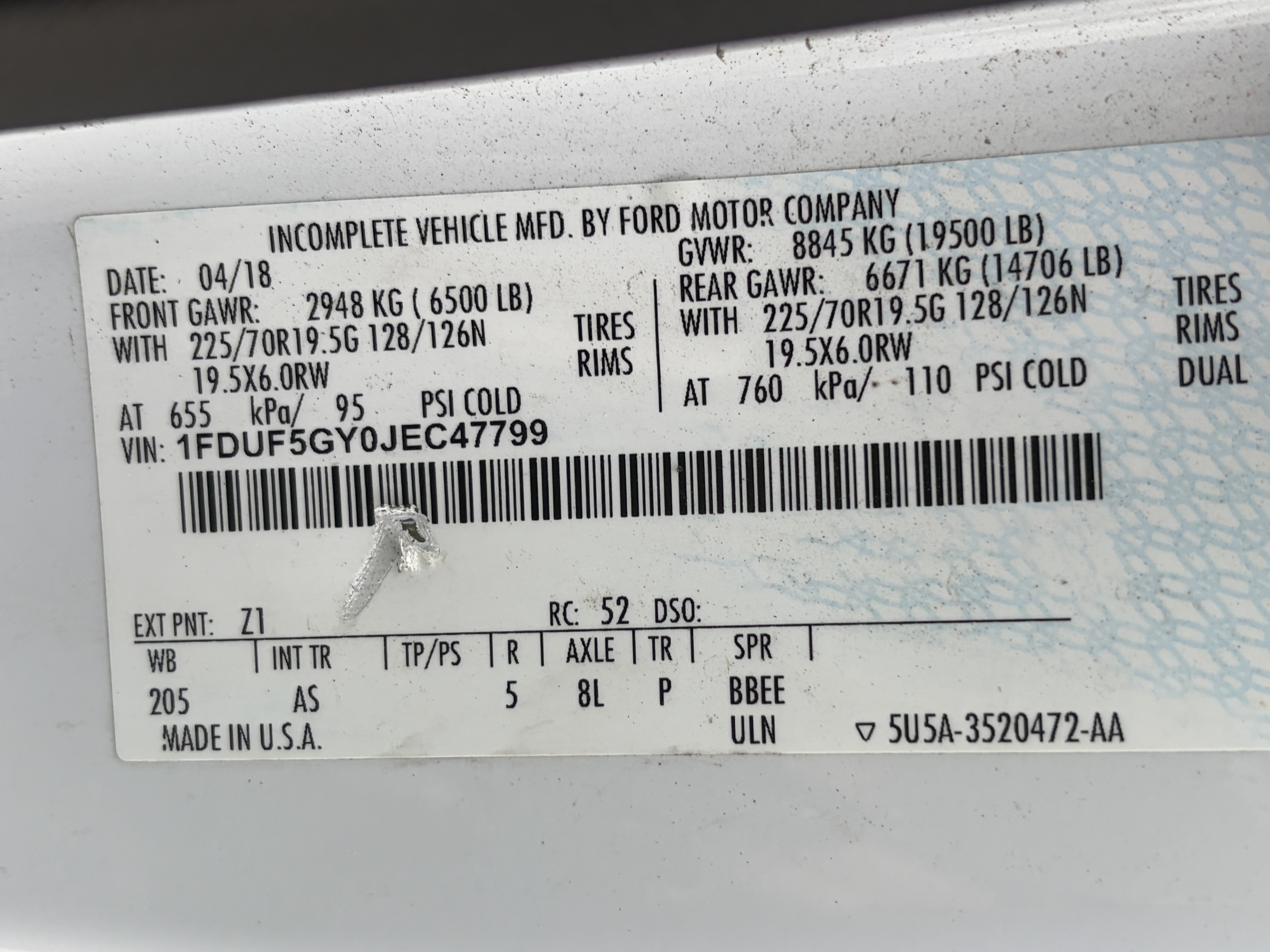 Used 2018 Ford F550 2WD Regular Cab Super Duty image 16