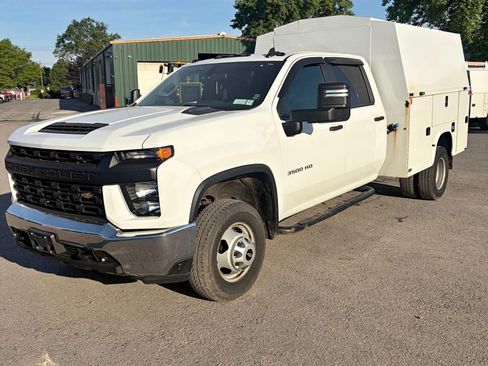 Used 2021 Chevrolet Silverado 3500 W/T w/ WT Convenience Package AWD/4WD image 1