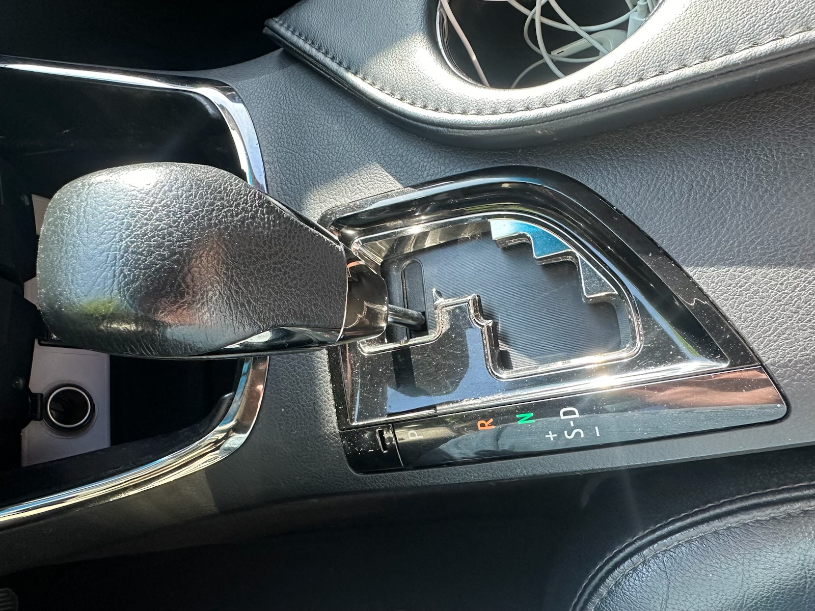 Used 2016 Toyota Avalon XLE FWD image 13
