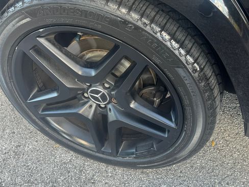 Used 2015 Mercedes-Benz GL 550 GL 550 4MATIC Sport Utility 4D image 8