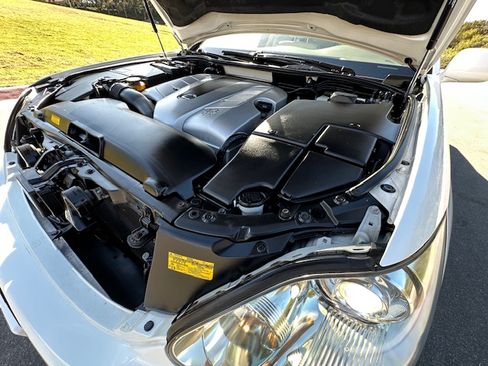 Used 2004 Lexus LS 430 image 12