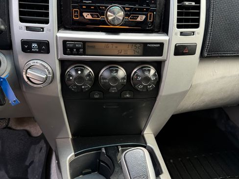 Used 2004 Toyota 4Runner Sport image 12