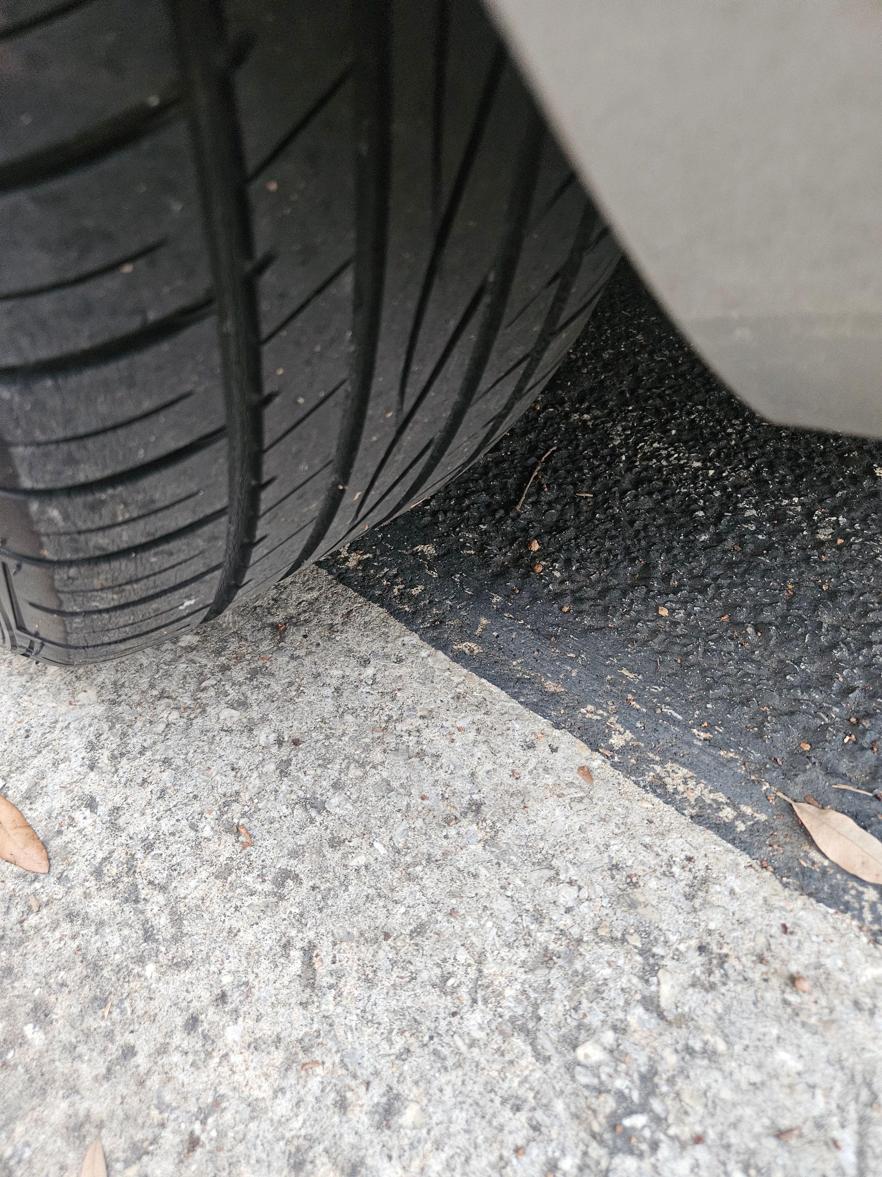 Used 2005 Ford Thunderbird RWD image 15