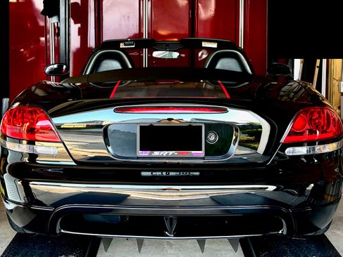 Used 2004 Dodge Viper SRT-10 RWD image 5