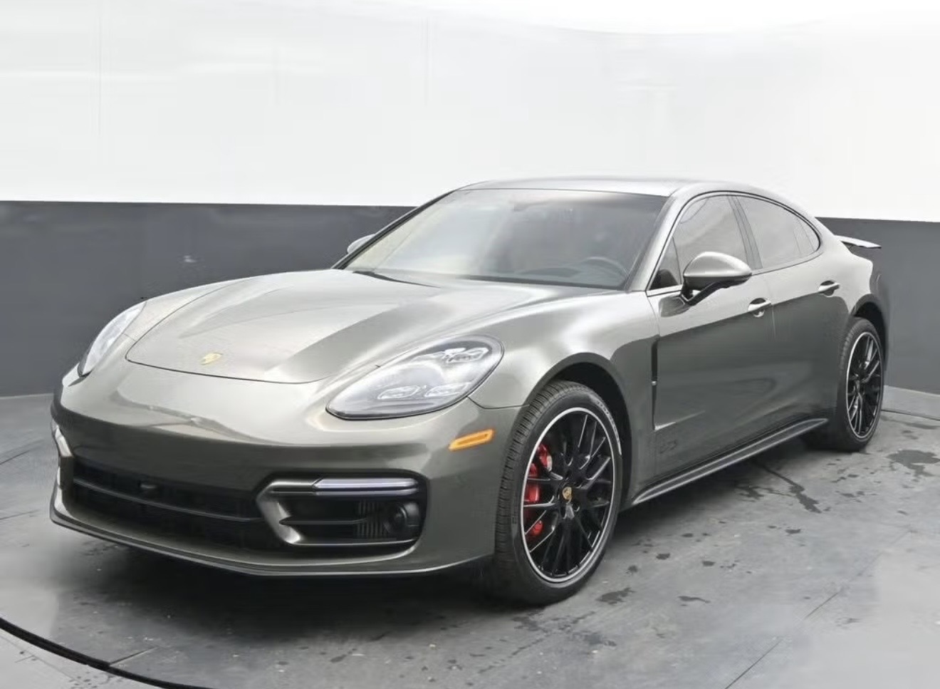 Used 2023 Porsche Panamera GTS AWD/4WD image 12