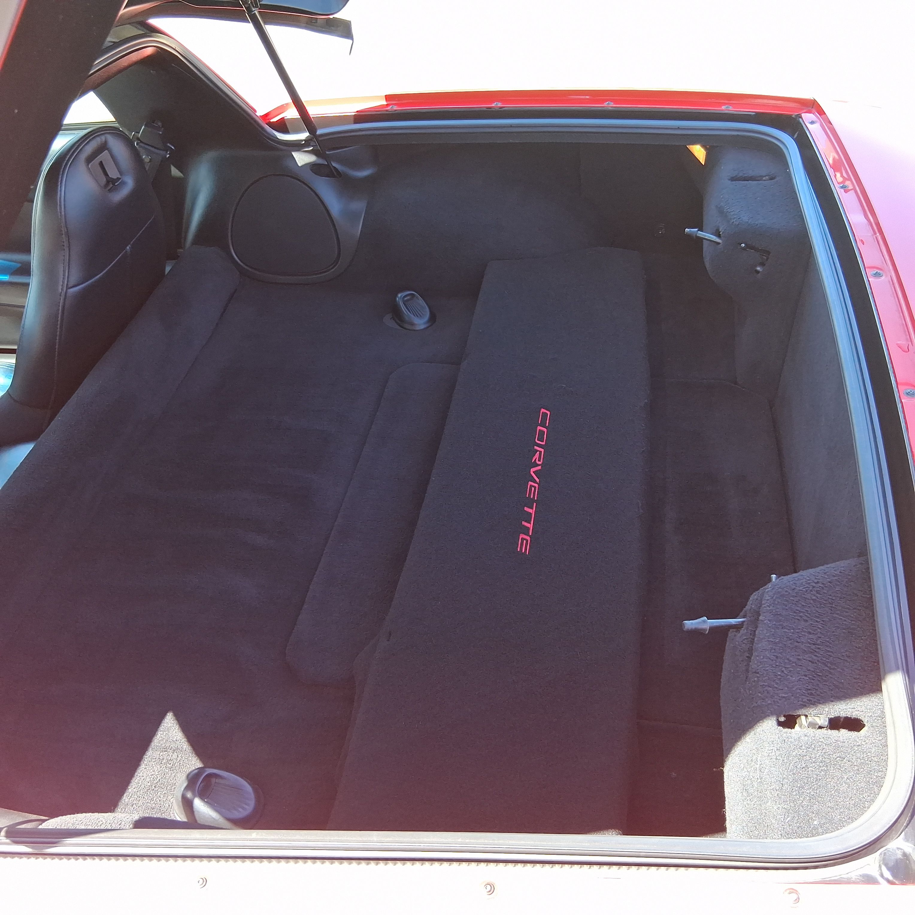 Used 2002 Chevrolet Corvette Coupe RWD image 16