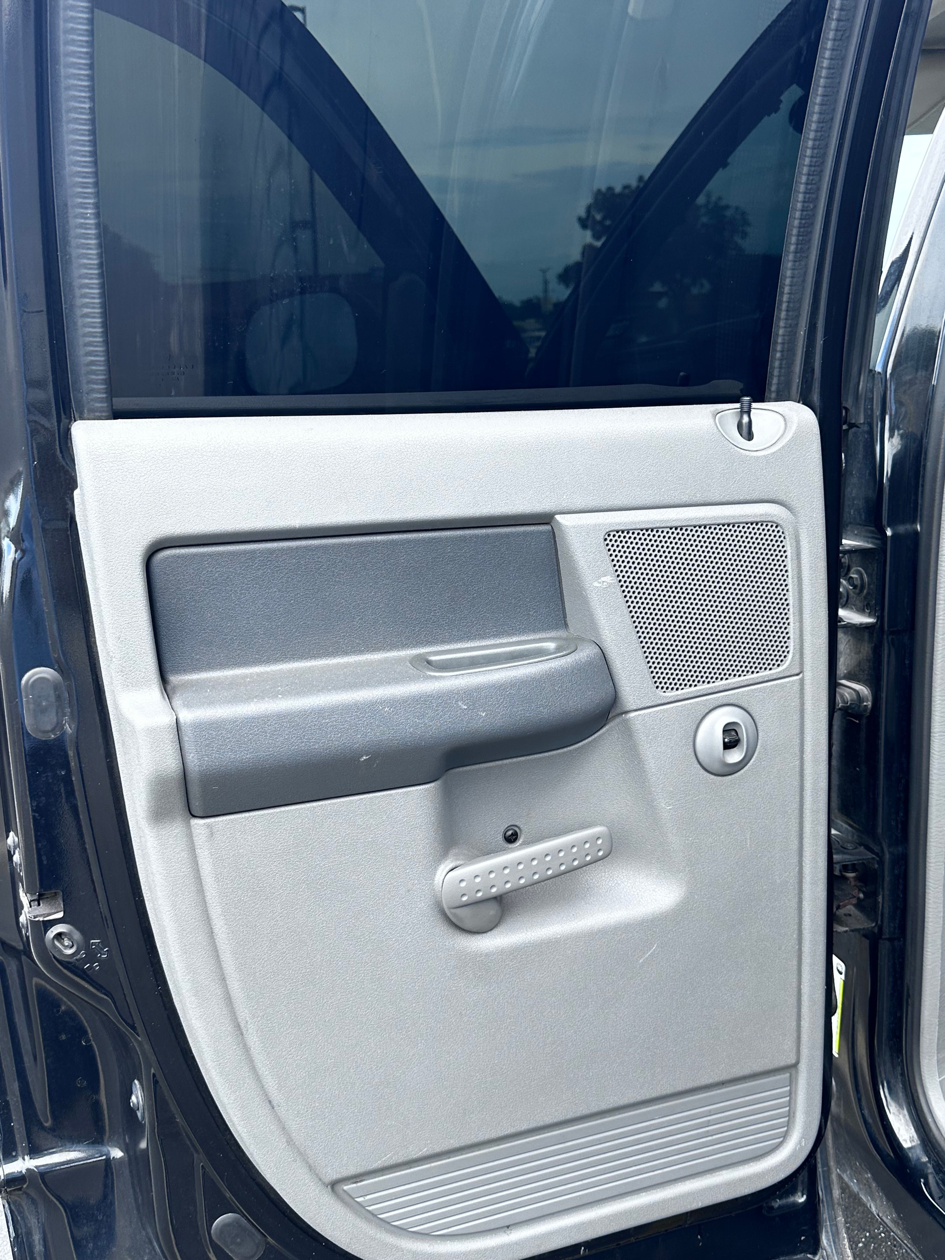 Used 2007 Dodge Ram 1500 Truck SLT w/ Sound & Secure Value Group AWD/4WD image 16