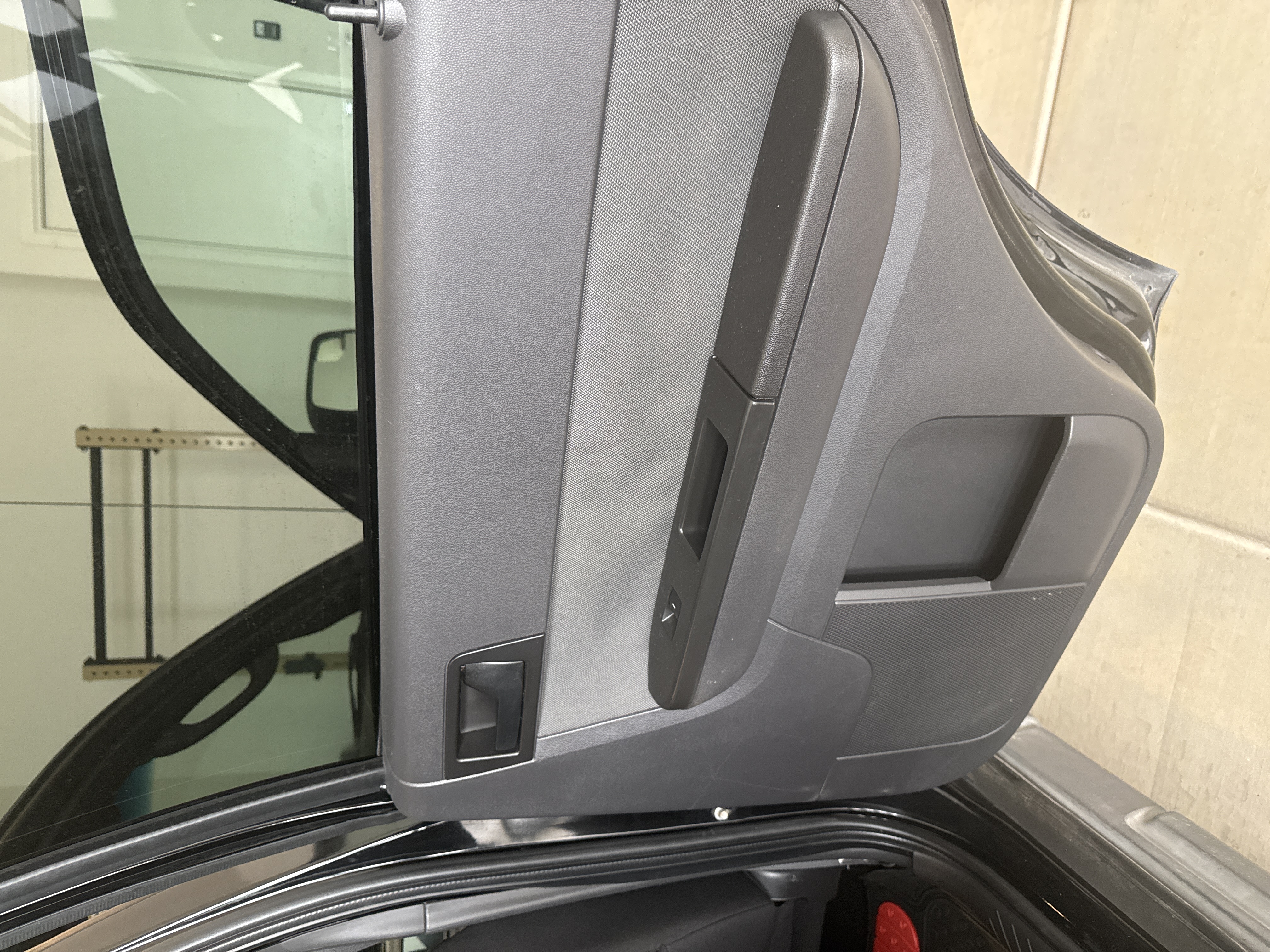 Used 2012 Ford Escape XLT FWD image 9