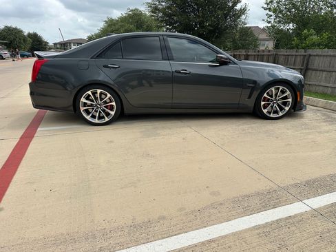 Used 2016 Cadillac CTS V w/ Carbon Fiber Package RWD image 4