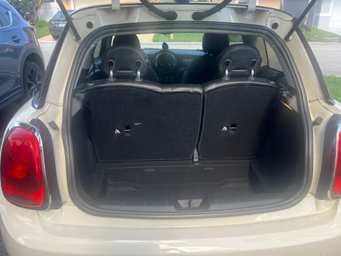 Used 2015 MINI Cooper 2-Door Hardtop image 18