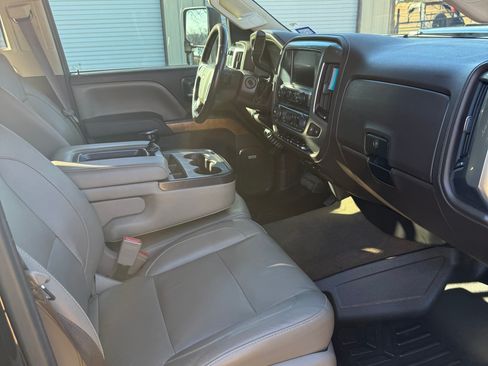 Used 2017 Chevrolet Silverado 2500 LTZ w/ Duramax Plus Package image 11