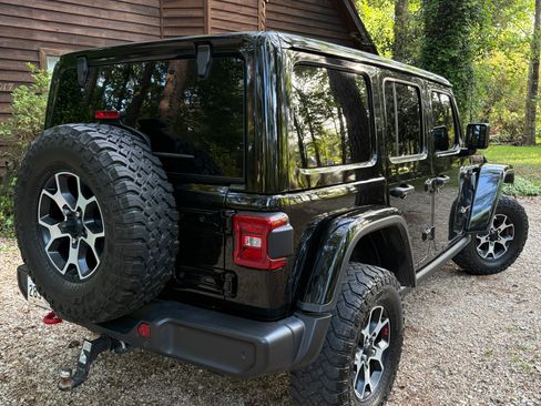 Used 2021 Jeep Wrangler Unlimited Rubicon image 6