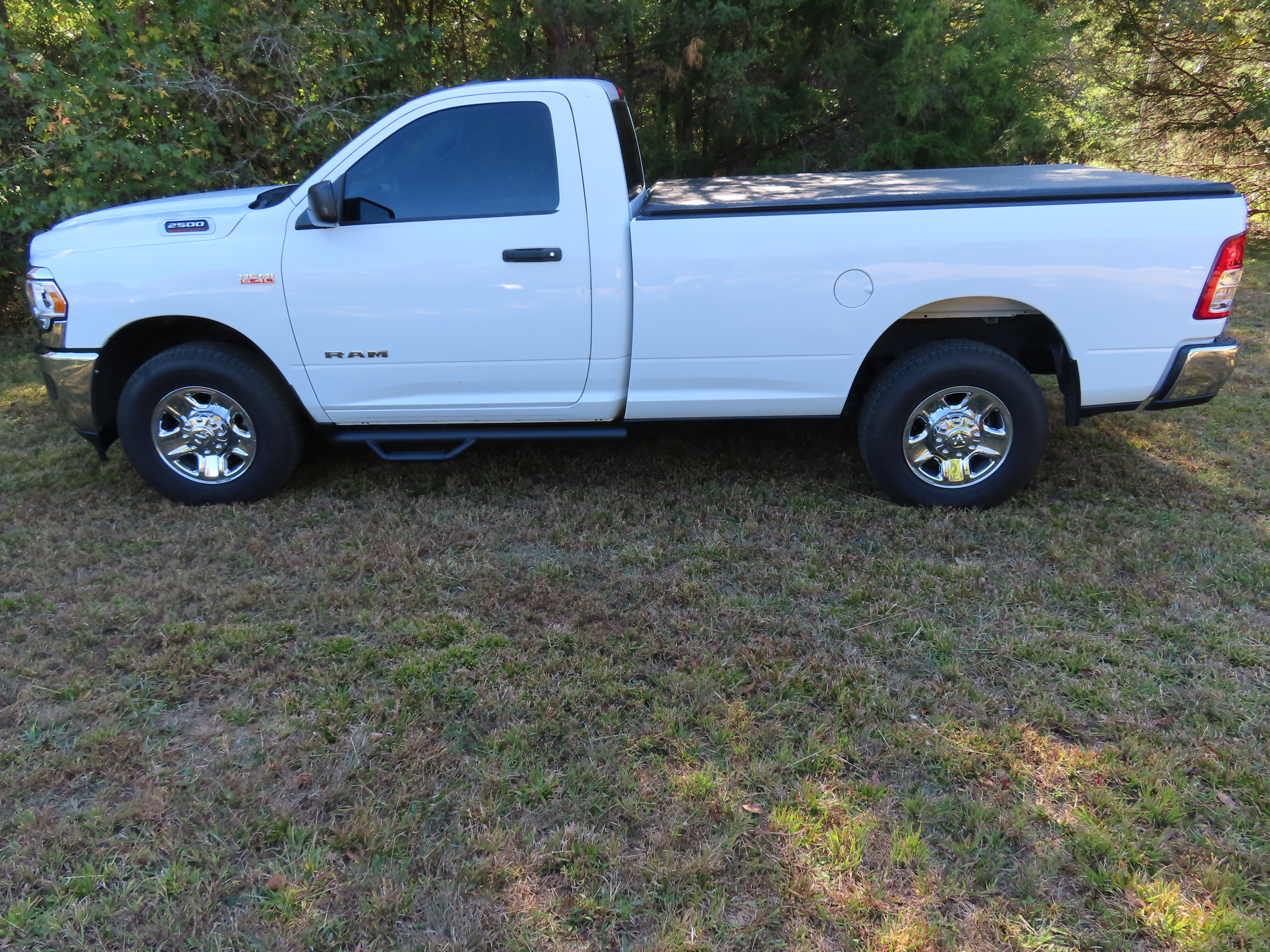 Used 2022 RAM 2500 Tradesman RWD image 14