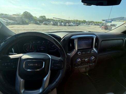 Used 2020 GMC Sierra 1500 Elevation w/ Elevation Value Package RWD image 11