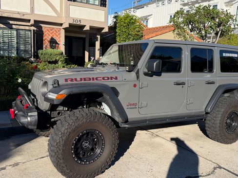 Used 2021 Jeep Wrangler Unlimited Rubicon image 1