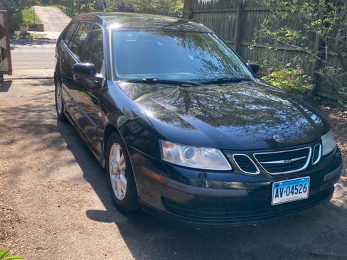 Used 2007 Saab 9-3 2.0T FWD image 1