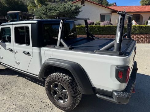 Used 2023 Jeep Gladiator Rubicon w/ Trailer Tow Package image 5