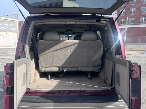 Used 2003 Chevrolet Astro w/ LS Preferred Equipment Group RWD image 10