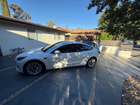 Used 2022 Tesla Model 3 Long Range image 5