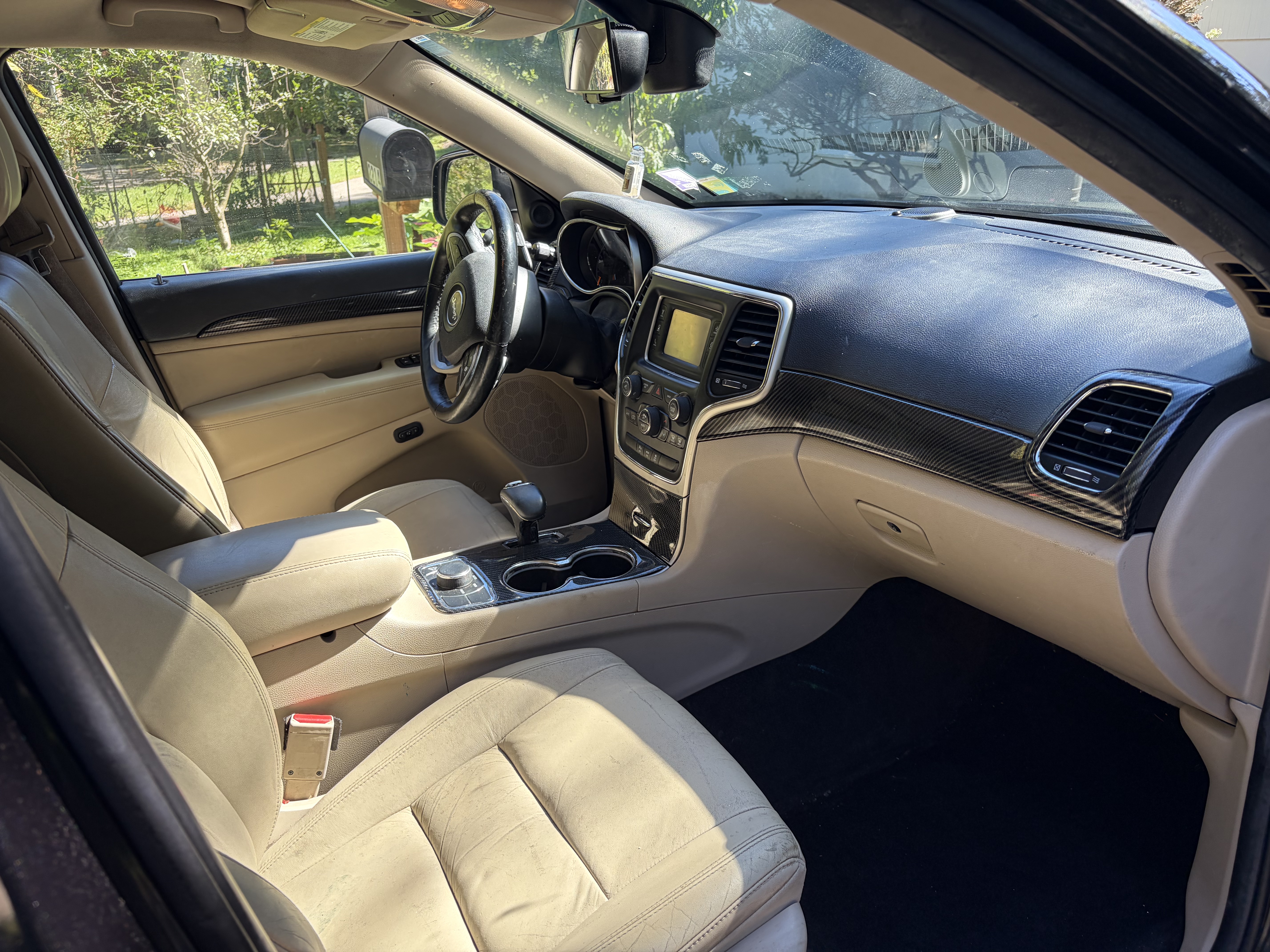 Used 2014 Jeep Grand Cherokee Limited AWD/4WD image 12