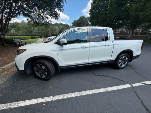 Used 2017 Honda Ridgeline RTL-T image 18