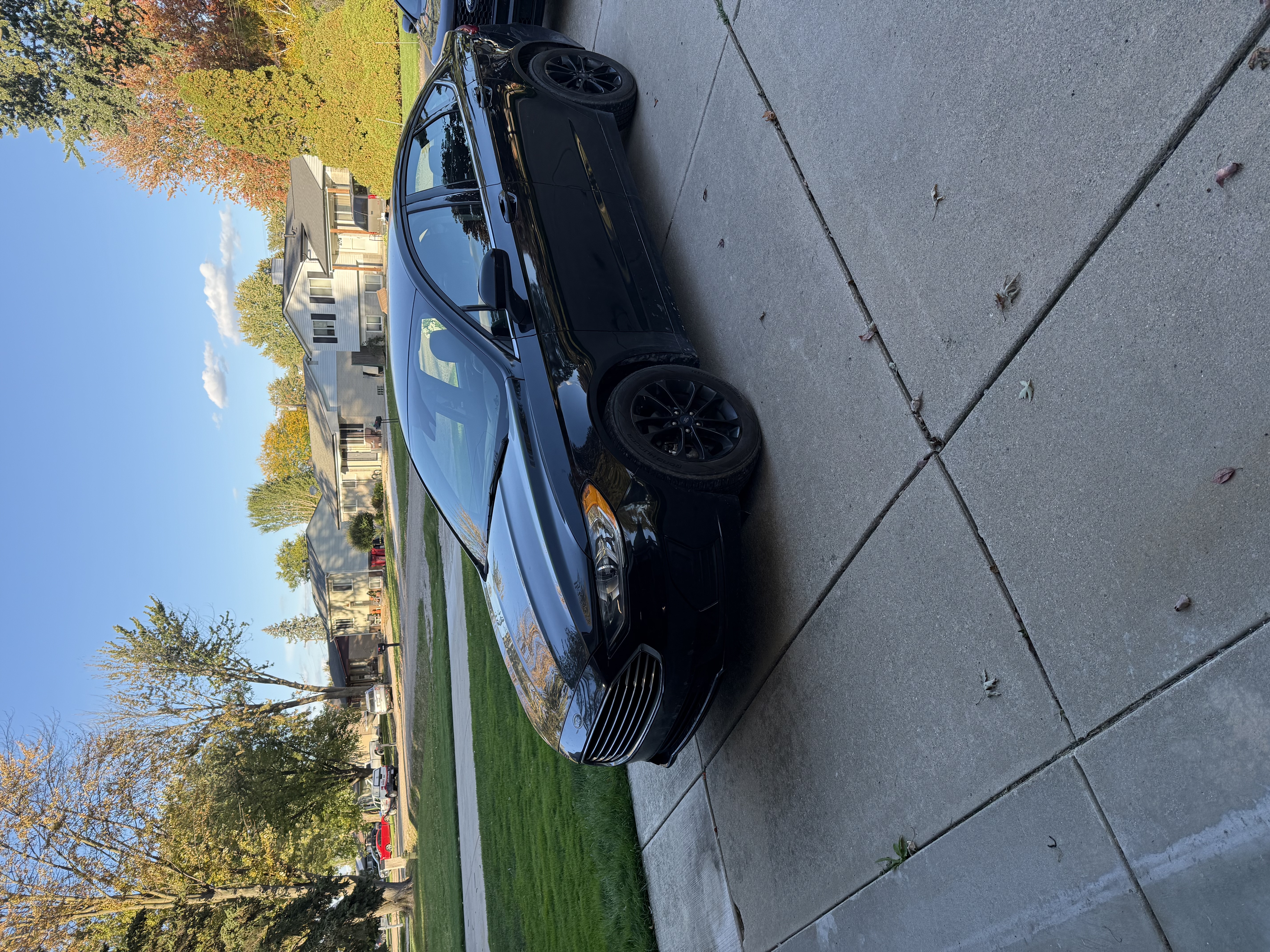 Used 2020 Ford Fusion SE FWD image 1