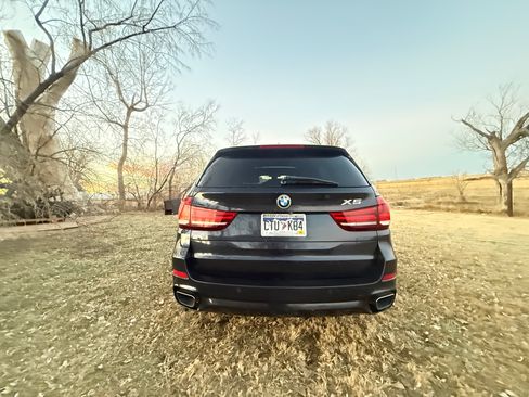 Used 2015 BMW X5 xDrive50i image 8