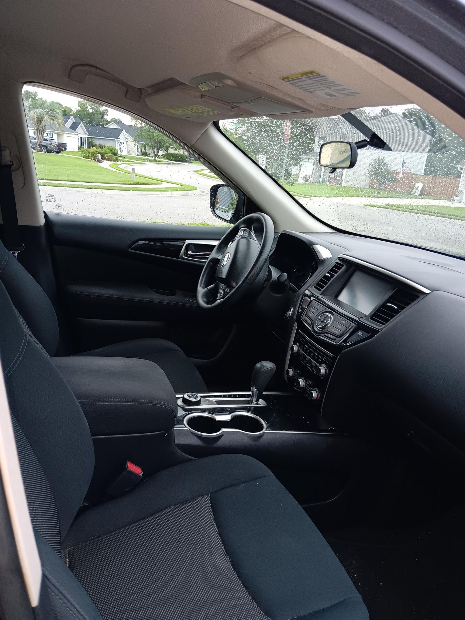 Used 2017 Nissan Pathfinder S AWD/4WD image 5