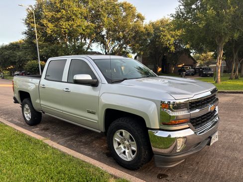 Used 2018 Chevrolet Silverado 1500 LT w/ Texas Edition RWD image 1