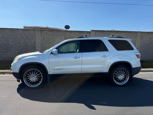 Used 2011 GMC Acadia SL w/ Preferred Package image 5