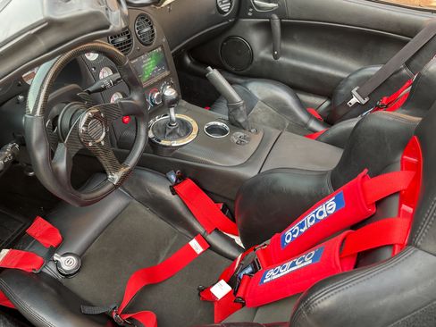 Used 2003 Dodge Viper SRT-10 image 5