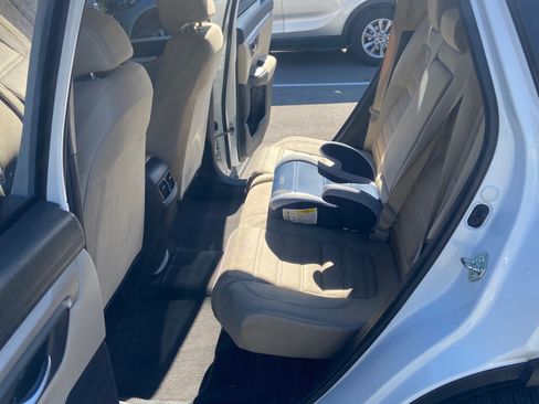 Used 2020 Honda CR-V LX image 15