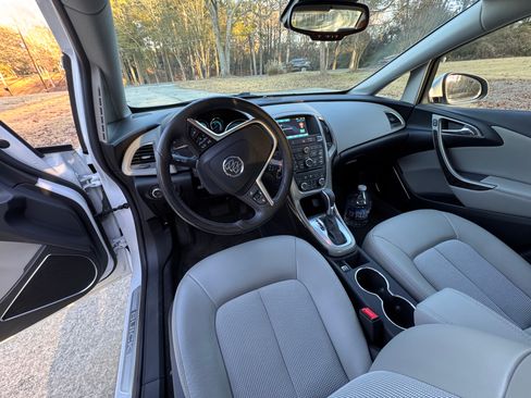 Used 2016 Buick Verano Sport Touring image 11