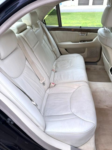 Used 2001 Lexus LS 430 w/ Ultra Luxury Pkg RWD image 14