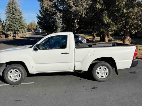 Used 2012 Toyota Tacoma 2WD Regular Cab image 15