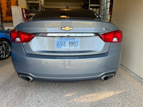 Used 2019 Chevrolet Impala Premier w/ Premier Confidence Package image 9