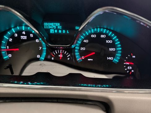 Used 2014 Chevrolet Traverse LT image 5