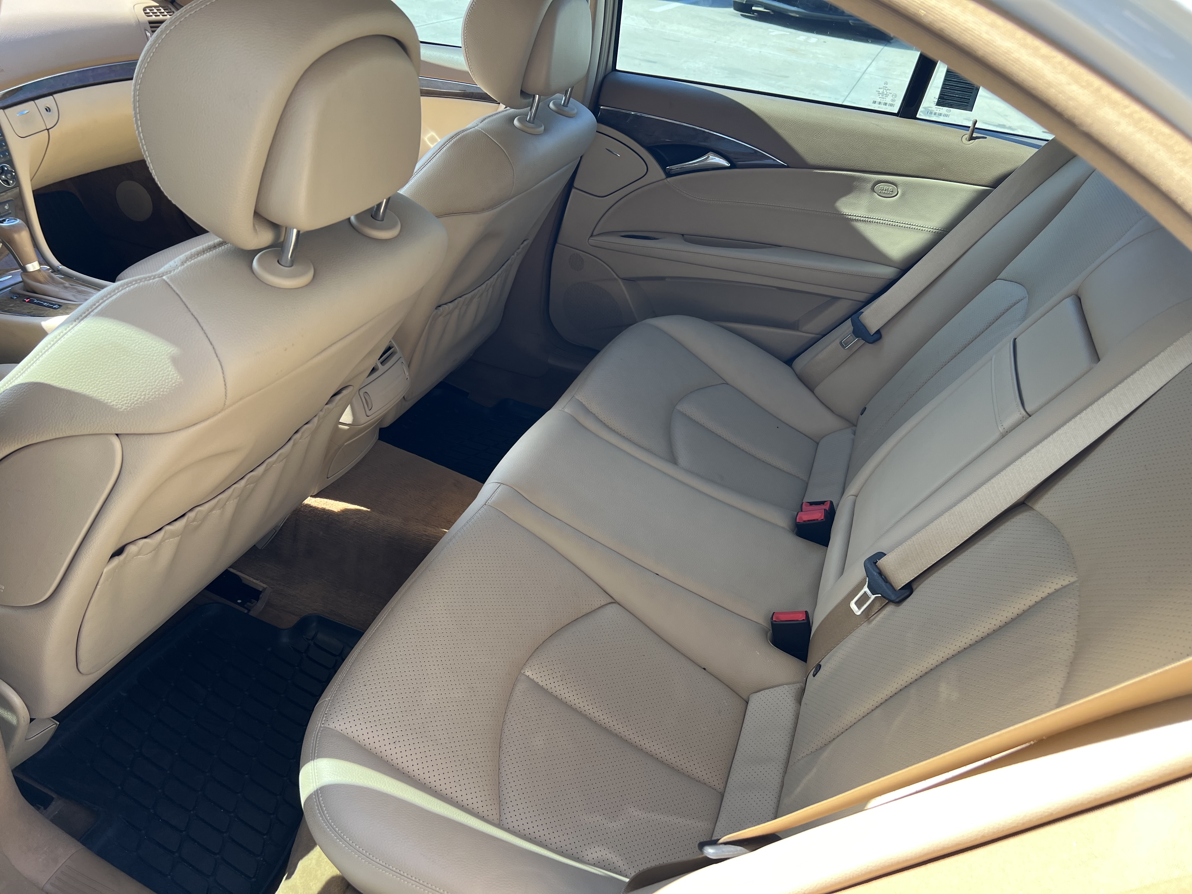 Used 2007 Mercedes-Benz E 350 Sedan image 6