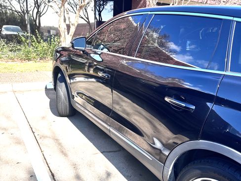 Used 2019 Lincoln Nautilus Reserve image 5