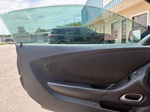 Used 2011 Chevrolet Camaro LT image 18