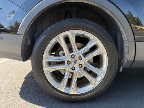 Used 2016 Ford Explorer Limited w/ Equipment Group 301A image 10