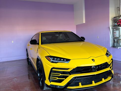 Used 2019 Lamborghini Urus image 4