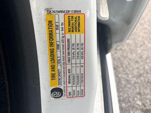 Used 2015 Chevrolet Impala LT w/ LT Sunroof Package FWD image 12