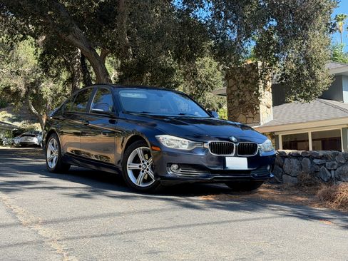 Used 2015 BMW 320i xDrive Sedan AWD/4WD image 1