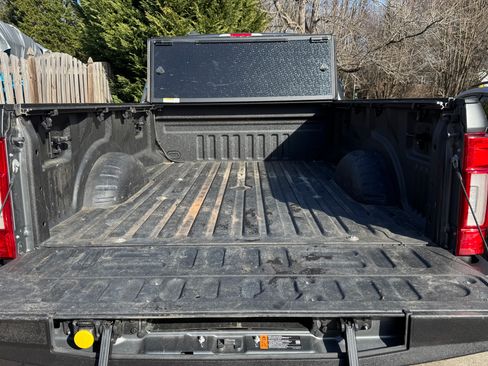 Used 2022 Ford F250 Platinum image 32